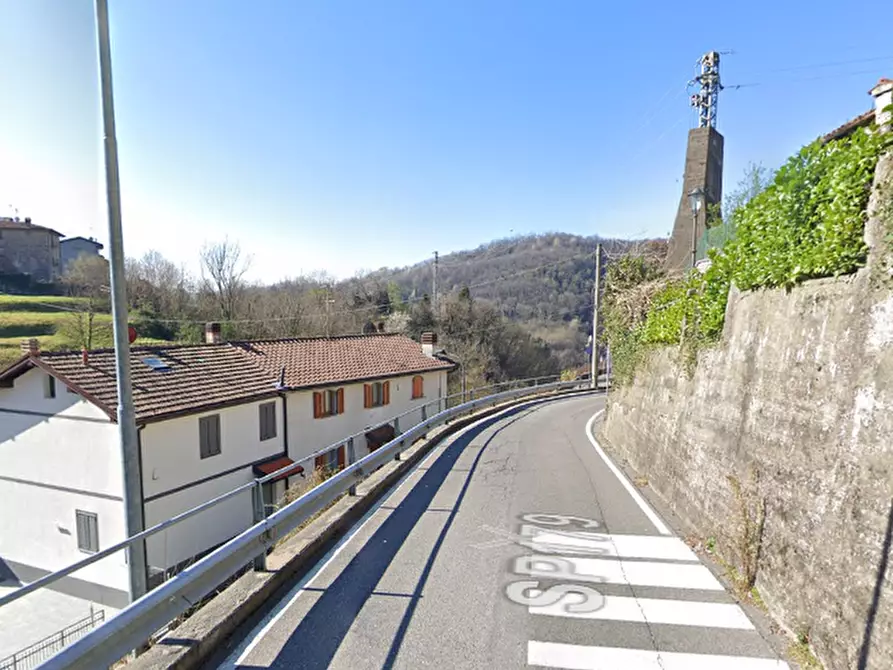 Immagine 10 di Appartamento in vendita  in Via Torre a Torre De' Busi