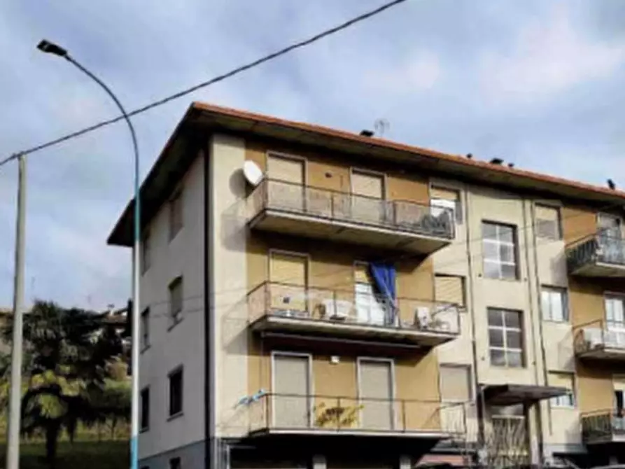 Immagine 3 di Appartamento in vendita  in Via Brigata Partigiani Albenza a Cisano Bergamasco