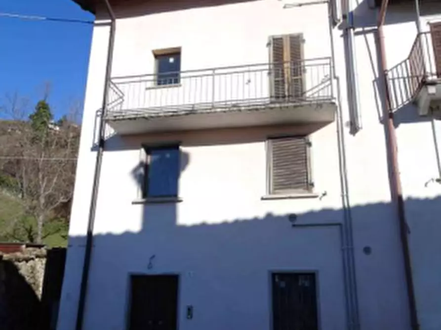 Immagine 2 di Appartamento in vendita  in Via Cà Astori a Dossena