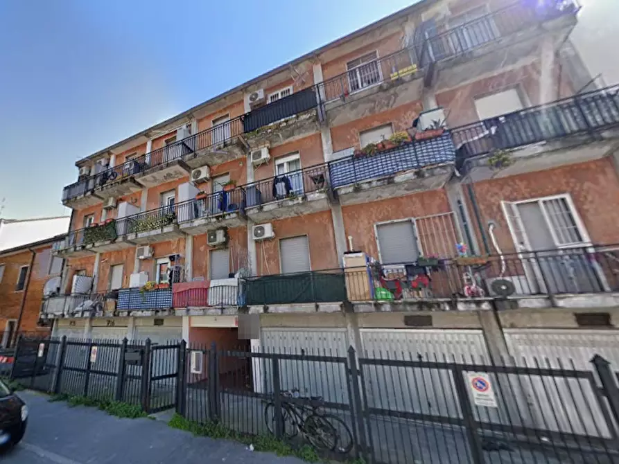 Immagine 1 di Appartamento in vendita  in Via Val di Non a Milano