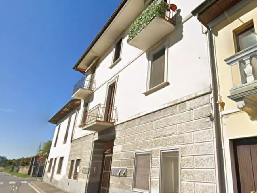 Immagine 1 di Appartamento in vendita  in Via Piave a Lodi Vecchio