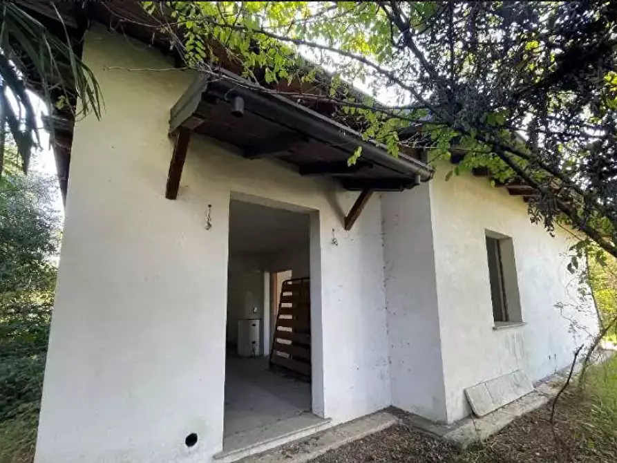Immagine 3 di Casa indipendente in vendita  in via Vecchia per Gambolò a Vigevano