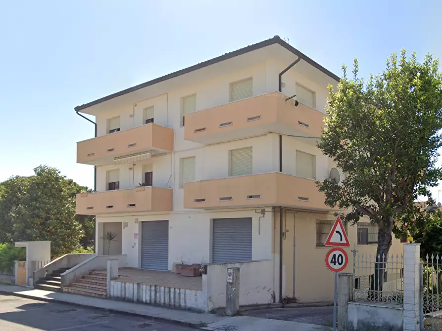 Immagine 5 di Laboratorio in vendita  in Via Caserta a Porto Sant'elpidio