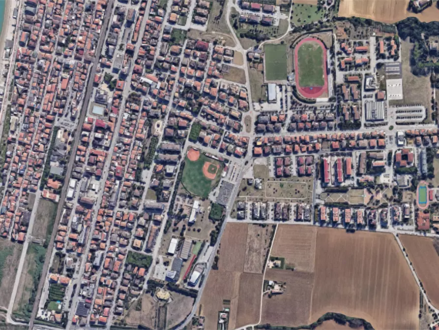 Immagine 12 di Laboratorio in vendita  in Via Caserta a Porto Sant'elpidio