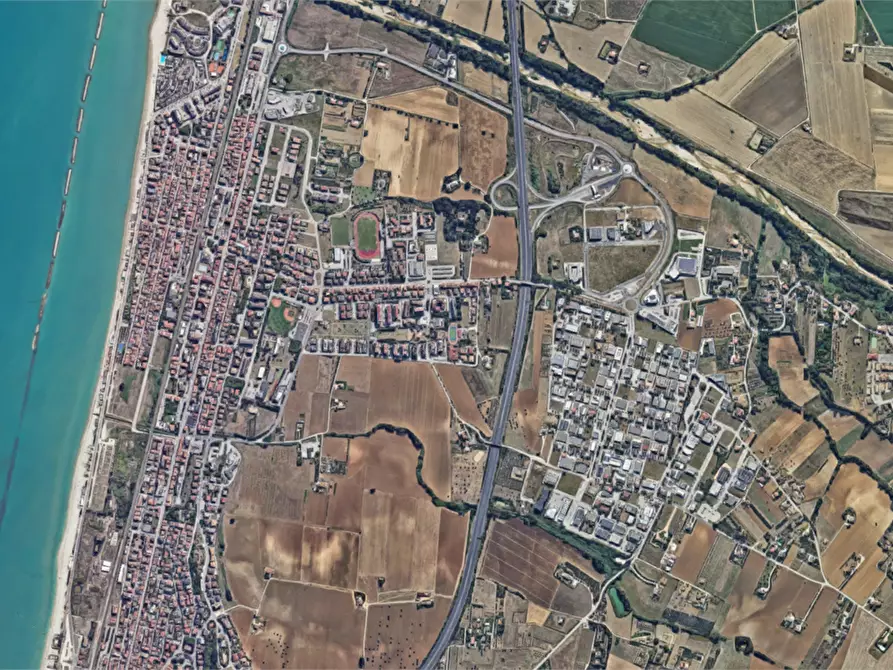 Immagine 13 di Laboratorio in vendita  in Via Caserta a Porto Sant'elpidio