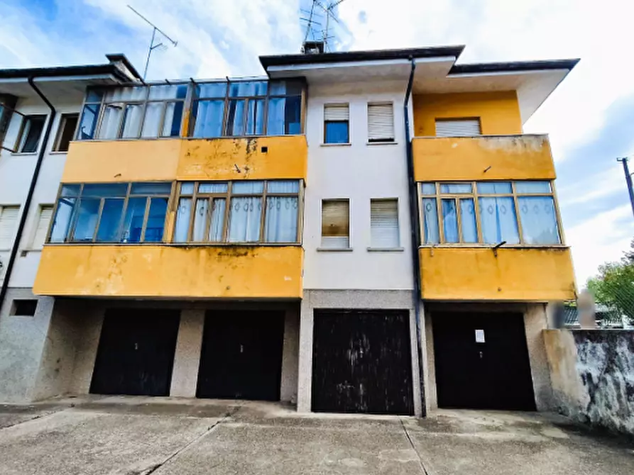 Immagine 1 di Appartamento in vendita  in Via Torre a Udine