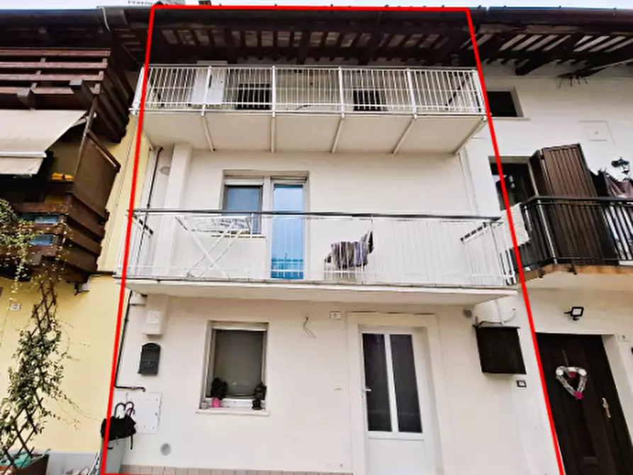 Immagine 2 di Porzione di casa in vendita  in Via Tiziano a Tavagnacco