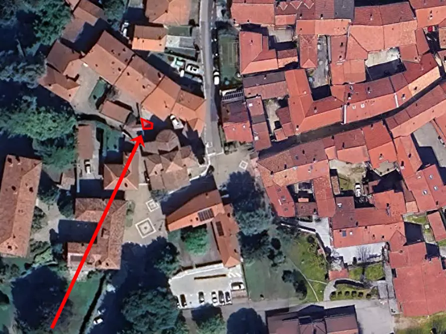 Immagine 8 di Posto auto in vendita  in Via IV Novembre a Galliate Lombardo