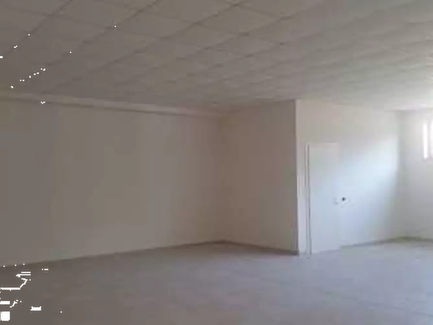 Immagine 10 di Negozio in vendita  in Via della Miniera a Barberino Di Mugello