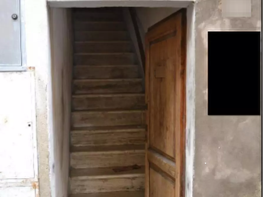 Immagine 10 di Appartamento in vendita  in Corso G. Mazzini a Figline Valdarno