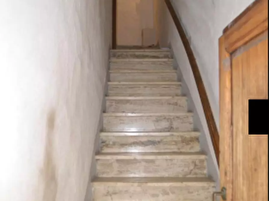 Immagine 11 di Appartamento in vendita  in Corso G. Mazzini a Figline Valdarno
