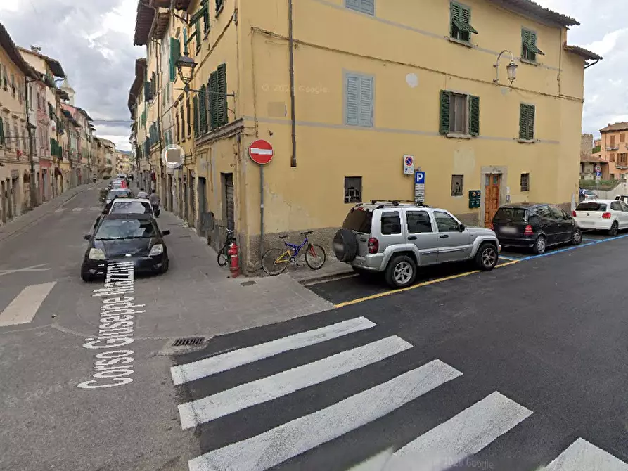 Immagine 16 di Appartamento in vendita  in Corso G. Mazzini a Figline Valdarno