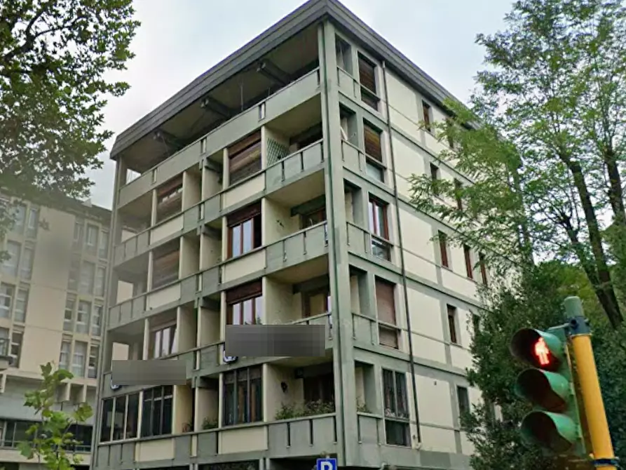 Immagine 1 di Appartamento in vendita  in Viale Giovanni Amendola a Firenze