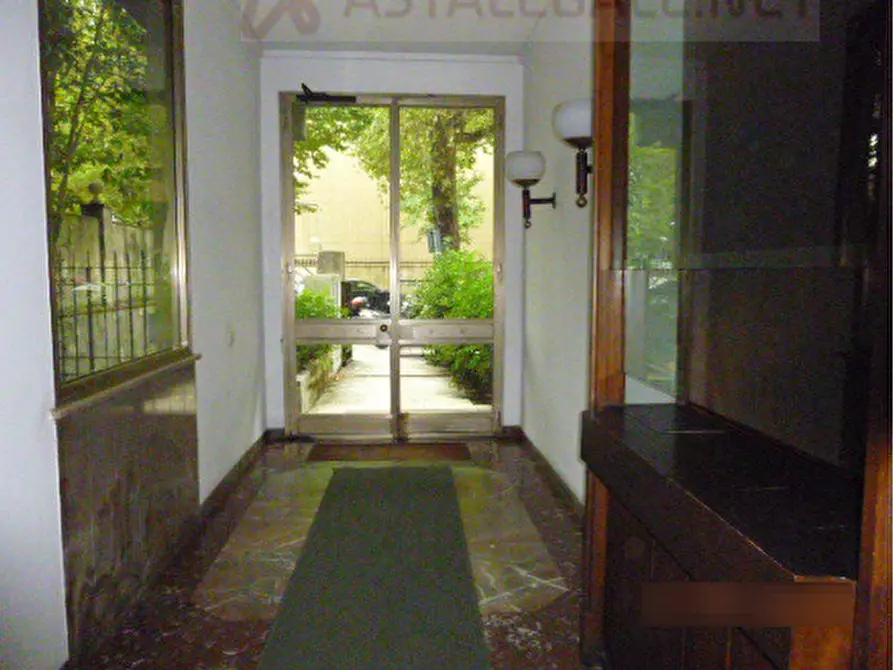 Immagine 11 di Appartamento in vendita  in Viale Giovanni Amendola a Firenze