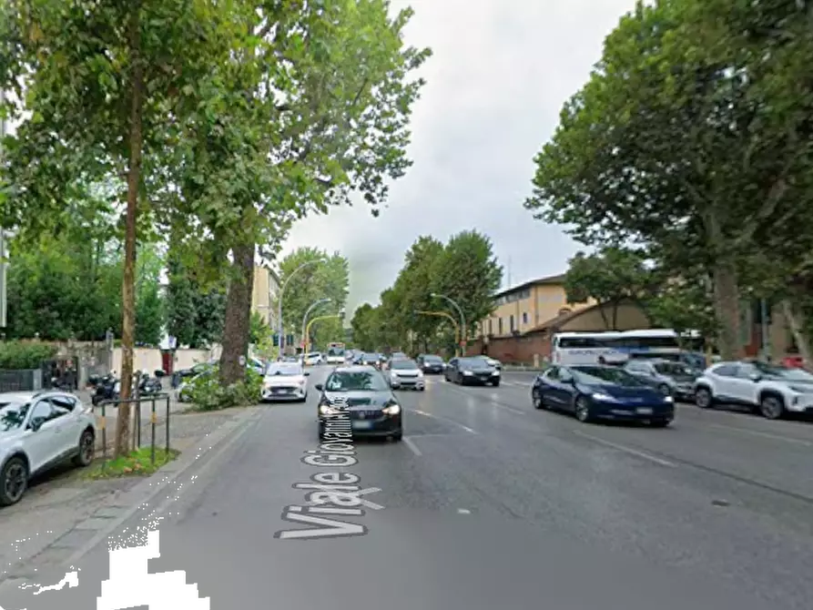 Immagine 15 di Appartamento in vendita  in Viale Giovanni Amendola a Firenze