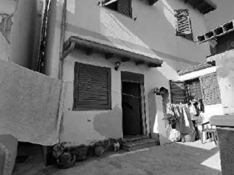Immagine 5 di Casa indipendente in vendita  in Via Scalette Umberto I a Villacidro