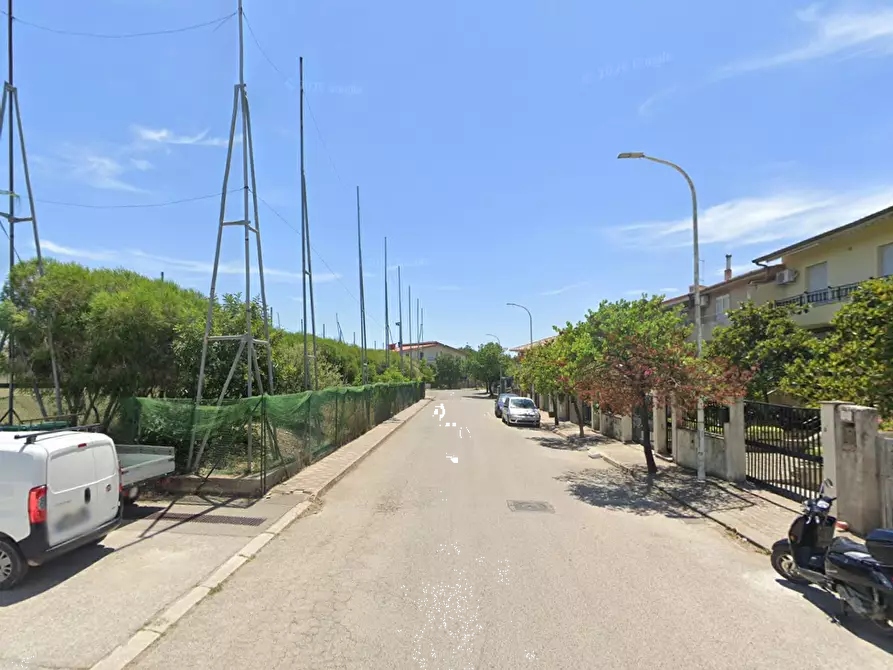 Immagine 12 di Villetta a schiera in vendita  in Via Parigi a Domusnovas