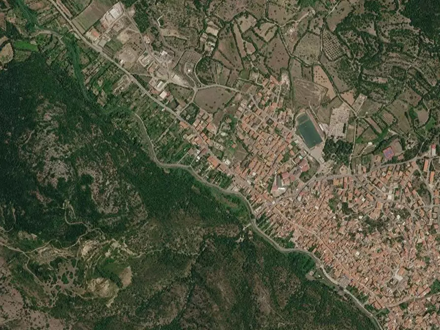 Immagine 9 di Negozio in vendita  in Via Vittorio Emanuele a Fluminimaggiore