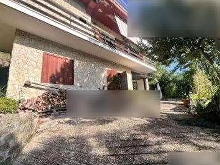 Immagine 4 di Villa in vendita  in Via Andromeda a Castelnuovo Di Porto