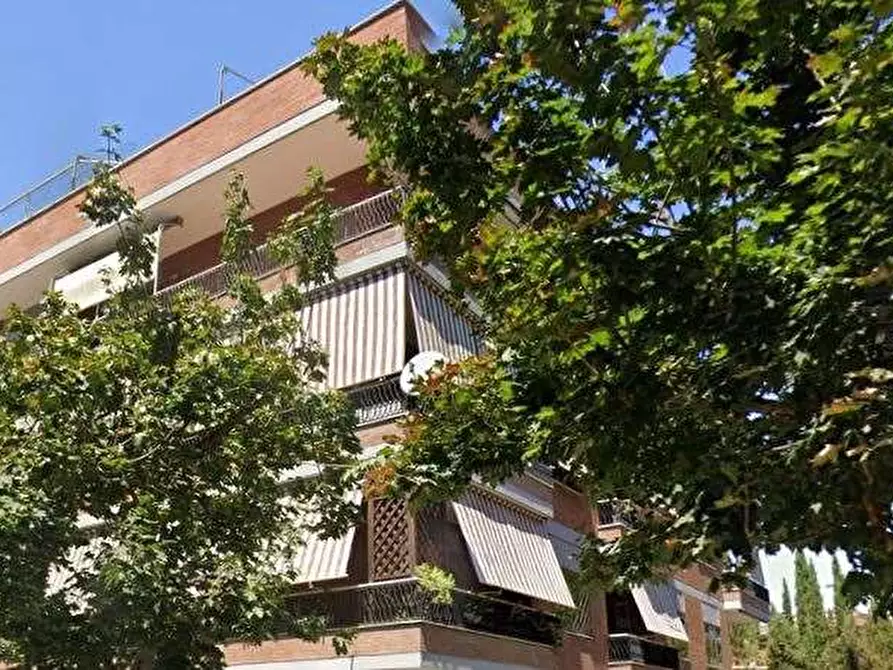 Immagine 3 di Appartamento in vendita  in Via Monte Bianco a Guidonia Montecelio