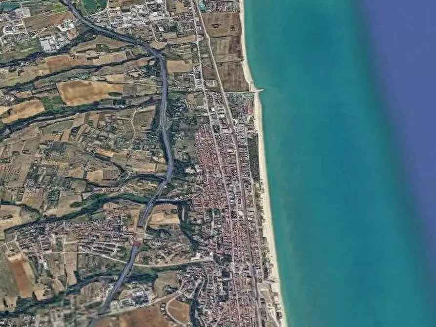 Immagine 8 di Garage in vendita  in Via Ungheria a Porto Sant'elpidio