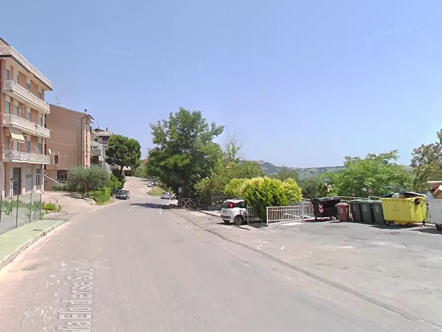 Immagine 2 di Negozio in vendita  in Via Elpidiense Sud a Montegranaro