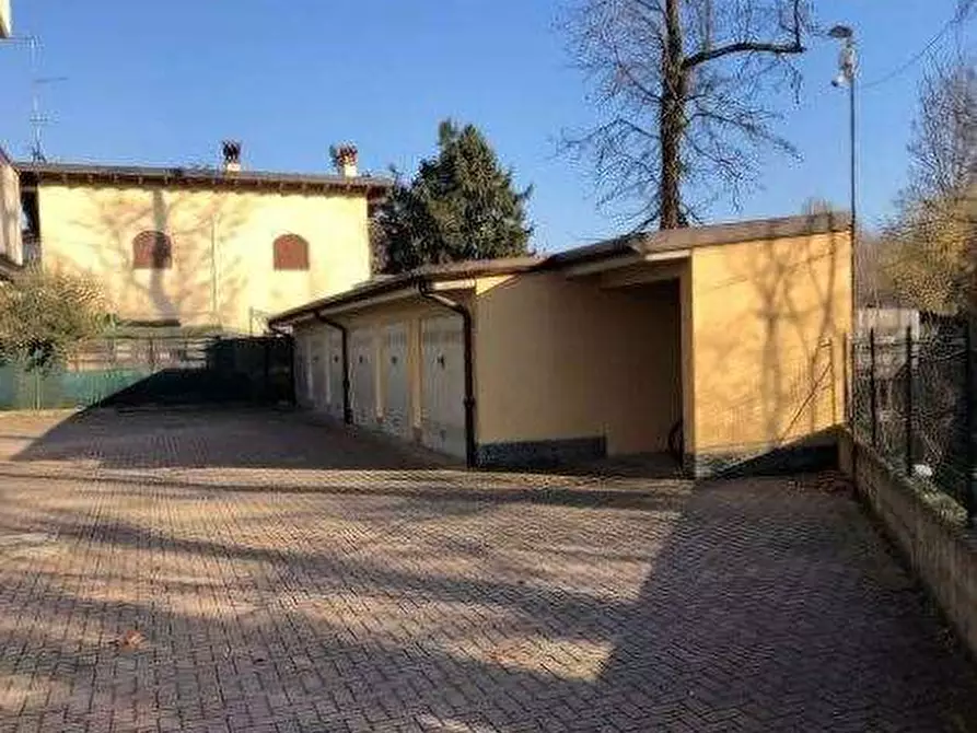 Immagine 2 di Garage in vendita  in via IV Novembre a San Rocco Al Porto