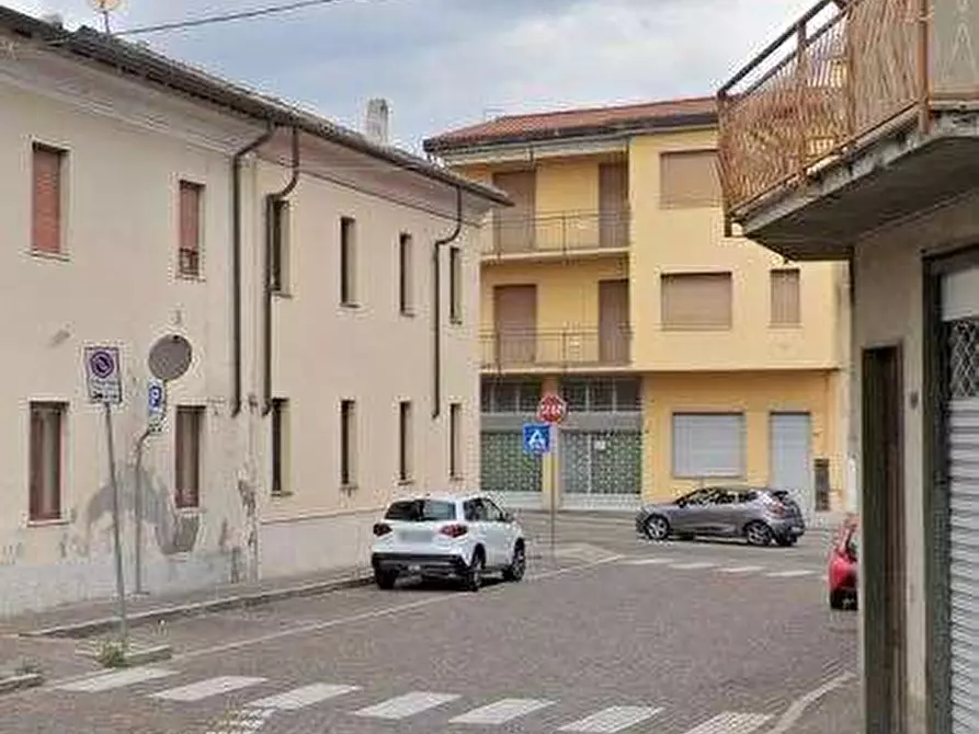 Immagine 5 di Villetta a schiera in vendita  in Piazza Trieste a Cislago