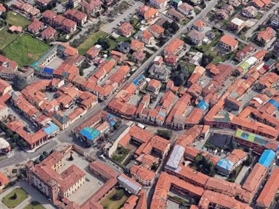 Immagine 10 di Villetta a schiera in vendita  in Piazza Trieste a Cislago