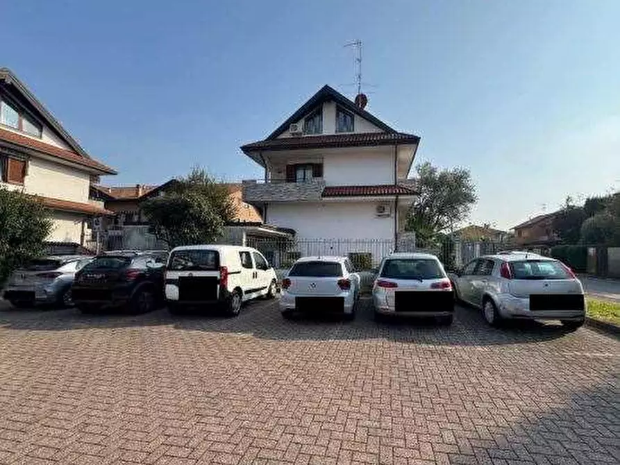 Immagine 2 di Villetta a schiera in vendita  in Via Pisa a Marnate