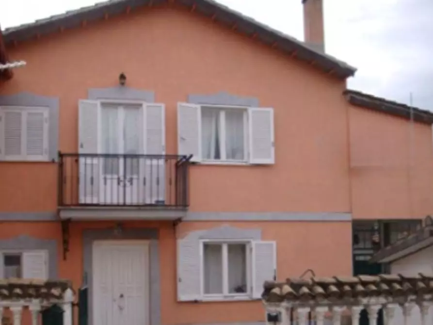 Immagine 1 di Appartamento in vendita  in Via Sublacense a Agosta