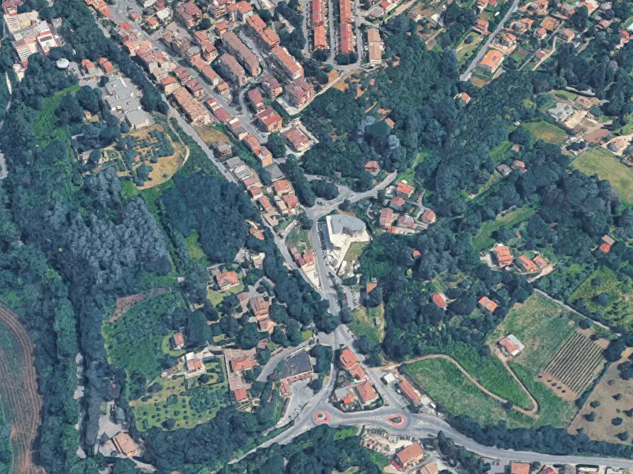 Immagine 9 di Negozio in vendita  in viale Ungheria a Zagarolo