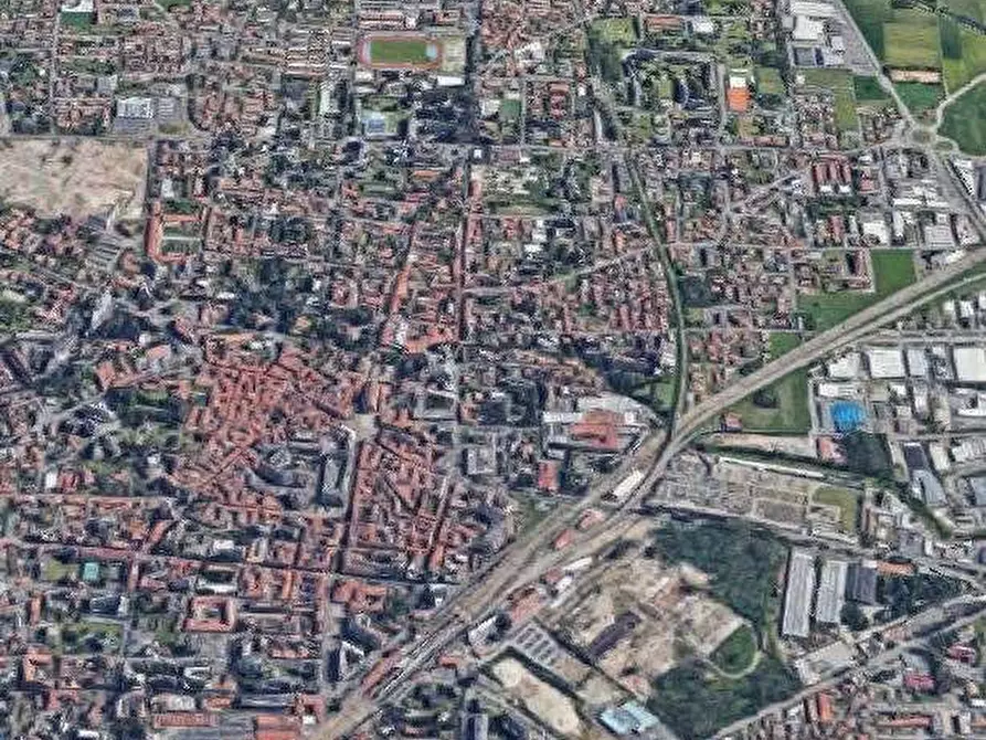 Immagine 11 di Appartamento in vendita  in Via Guglielmo Marconi a Saronno