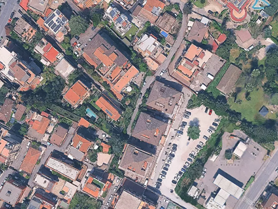 Immagine 2 di Appartamento in vendita  in Via dei Bonacolsi a Roma
