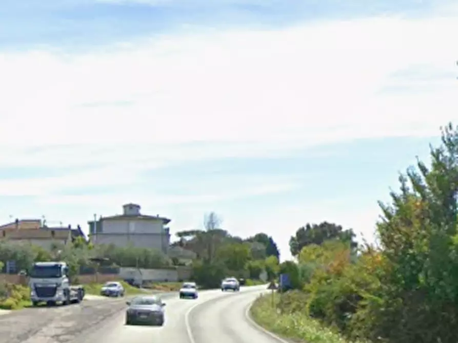 Immagine 10 di Ufficio in vendita  in Via Flaminia a Riano