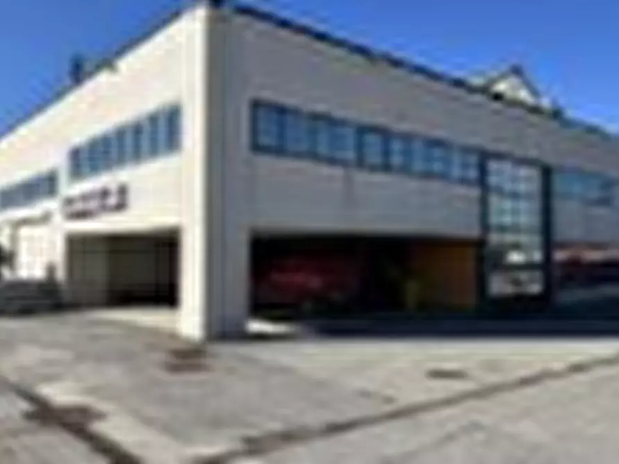 Immagine 1 di Capannone industriale in vendita  in Via Flaminia a Riano