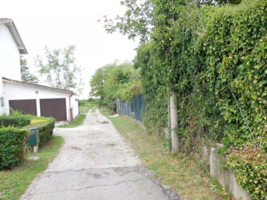 Immagine 10 di Appartamento in vendita  in Via Dante Alighieri a San Pier D'isonzo