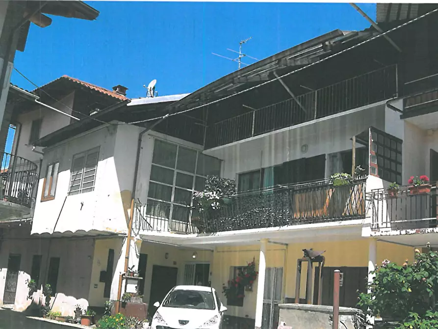 Immagine 1 di Appartamento in vendita  in Viale Cavaliere Giuseppe Copperi a Balangero