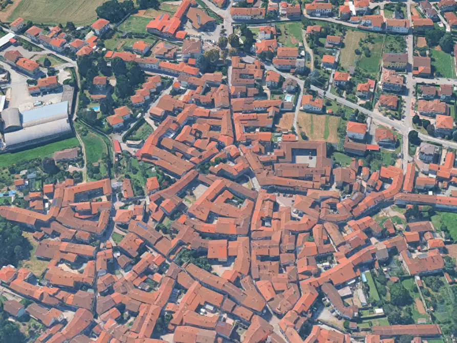 Immagine 5 di Appartamento in vendita  in Viale Cavaliere Giuseppe Copperi a Balangero