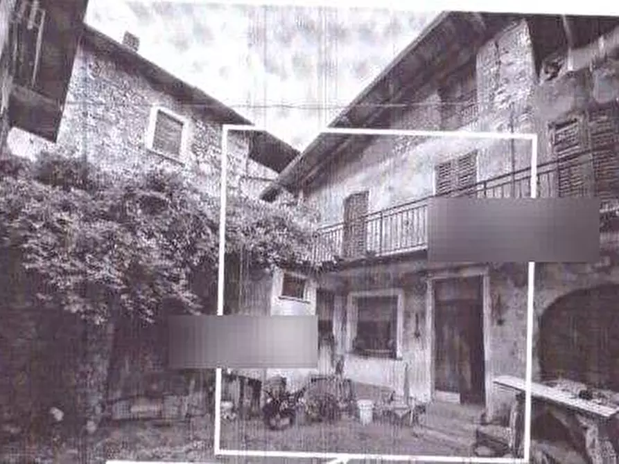 Immagine 1 di Porzione di casa in vendita  in Via San Faustino a Capo Di Ponte