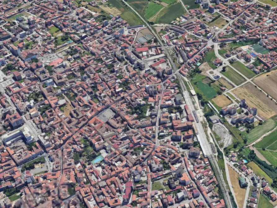 Immagine 8 di Garage in vendita  in Via Palmiro Togliatti a Santa Maria Capua Vetere