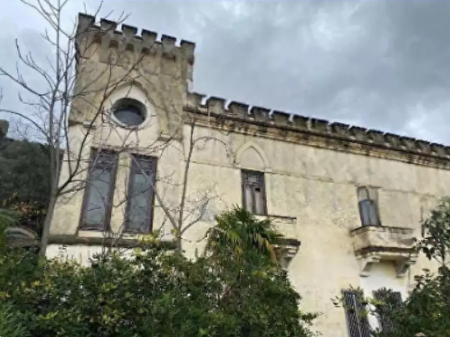 Immagine 1 di Villa in vendita  in Via San Benedetto a Maddaloni