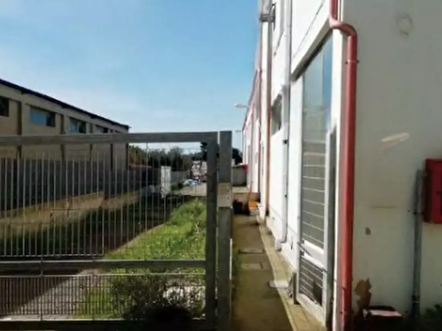 Immagine 2 di Appartamento in vendita  in Via Stazione a Carbonia
