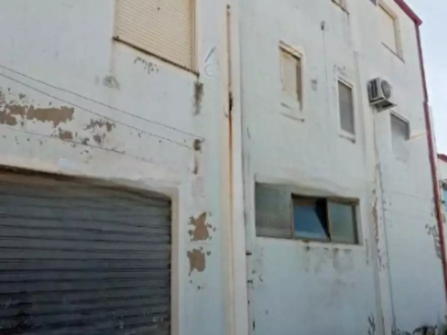 Immagine 3 di Appartamento in vendita  in Via Stazione a Carbonia