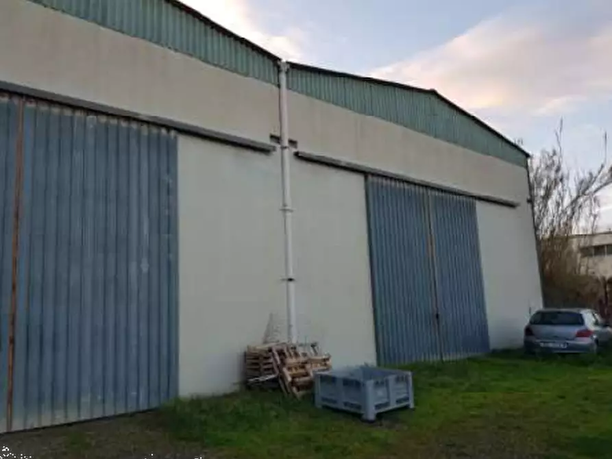 Immagine 1 di Capannone industriale in vendita  in Via Enzo Ferrari a Nurachi