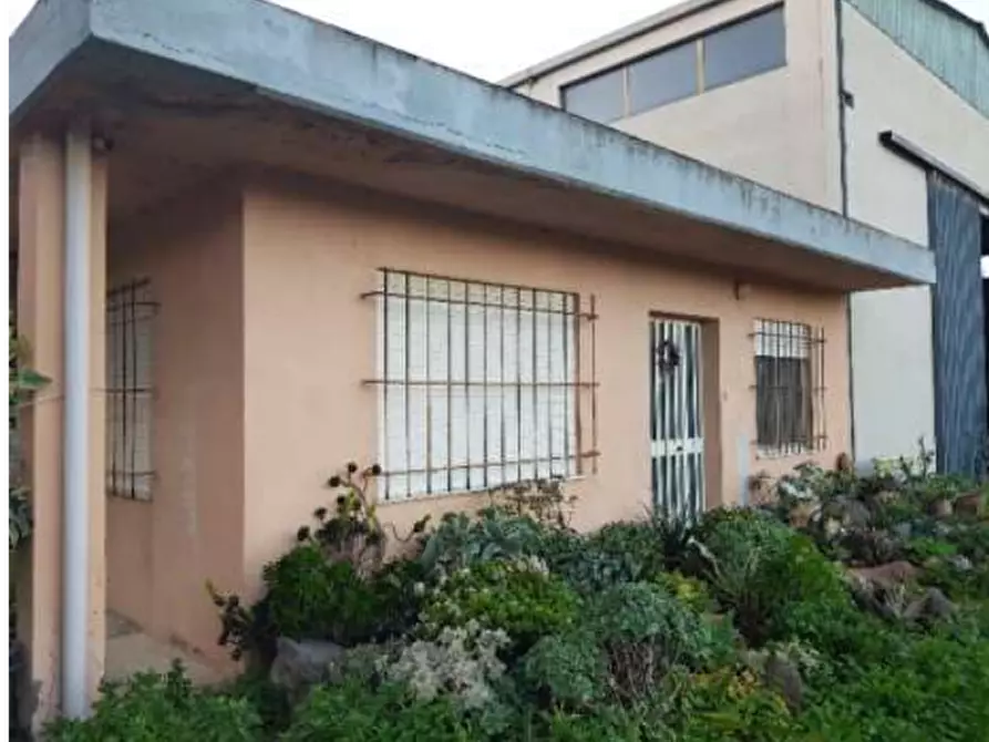 Immagine 5 di Capannone industriale in vendita  in Via Enzo Ferrari a Nurachi