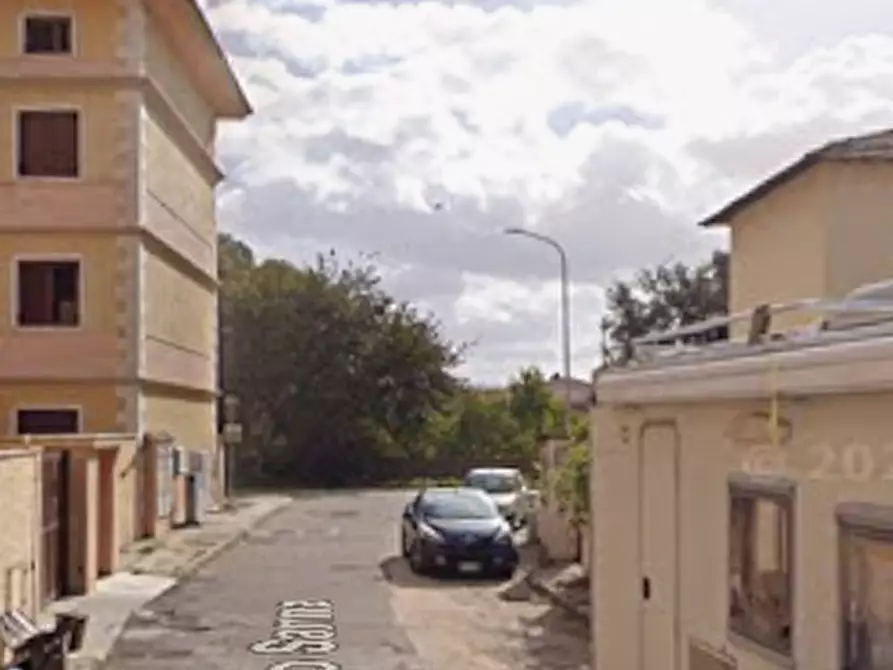 Immagine 3 di Posto auto in vendita  in Via Eugenio Sanna a Oristano