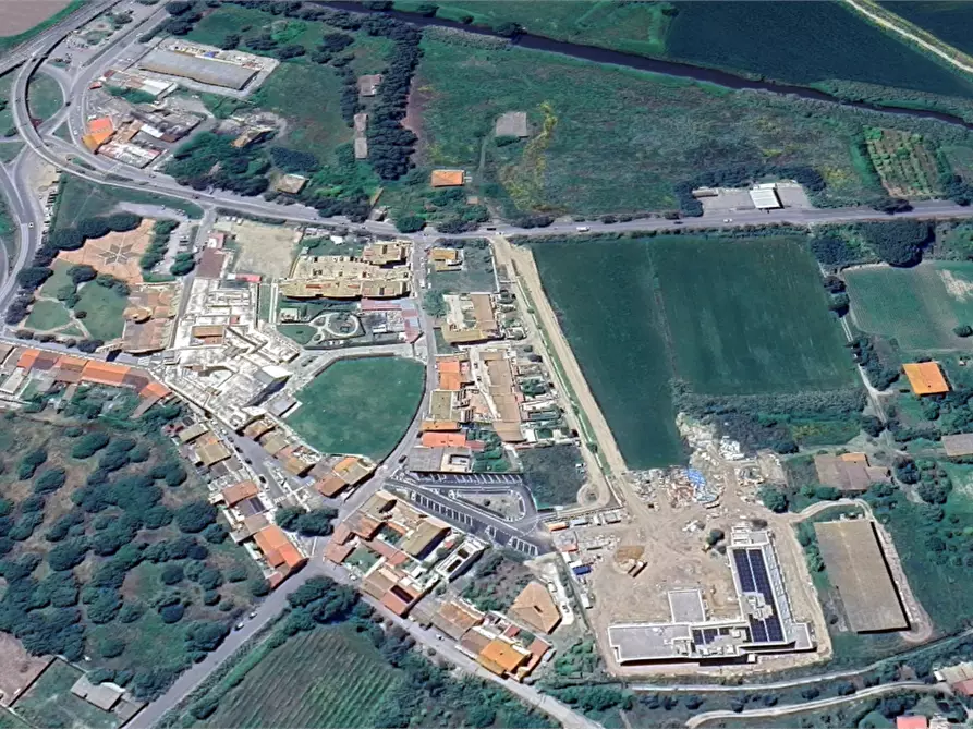 Immagine 4 di Posto auto in vendita  in Via Eugenio Sanna a Oristano