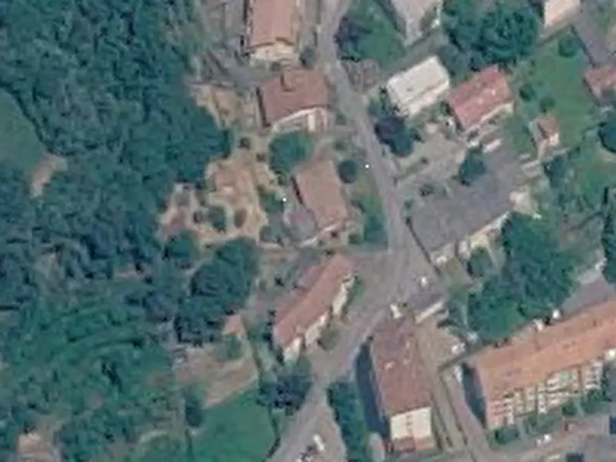 Immagine 12 di Negozio in vendita  in Via Torino a Ivrea