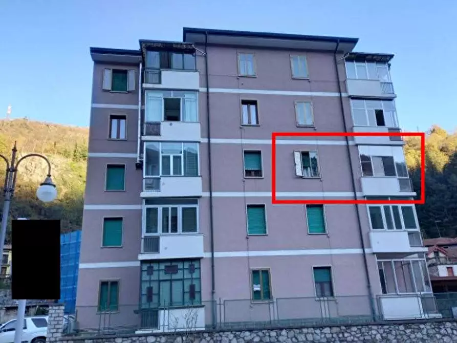 Immagine 1 di Appartamento in vendita  in Via Roma a Cedegolo